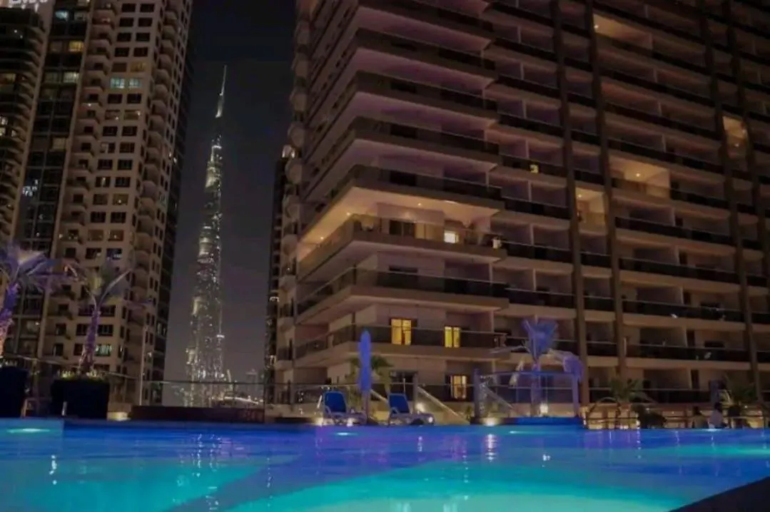 1Bdr With Burj Khalifa Views In Elite Downtown Apartment Dubai
