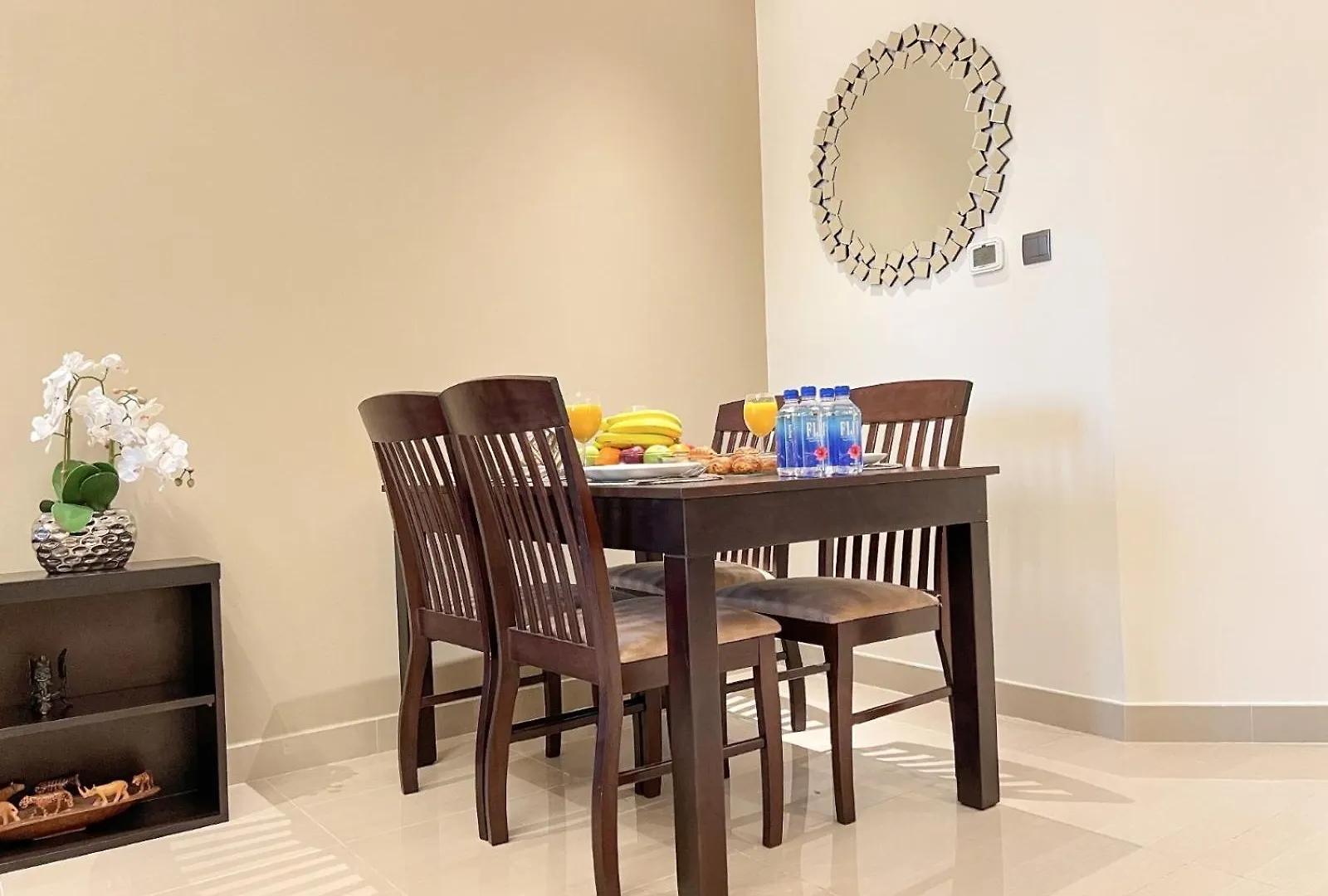 1Bdr With Burj Khalifa Views In Elite Downtown Apartment Dubai